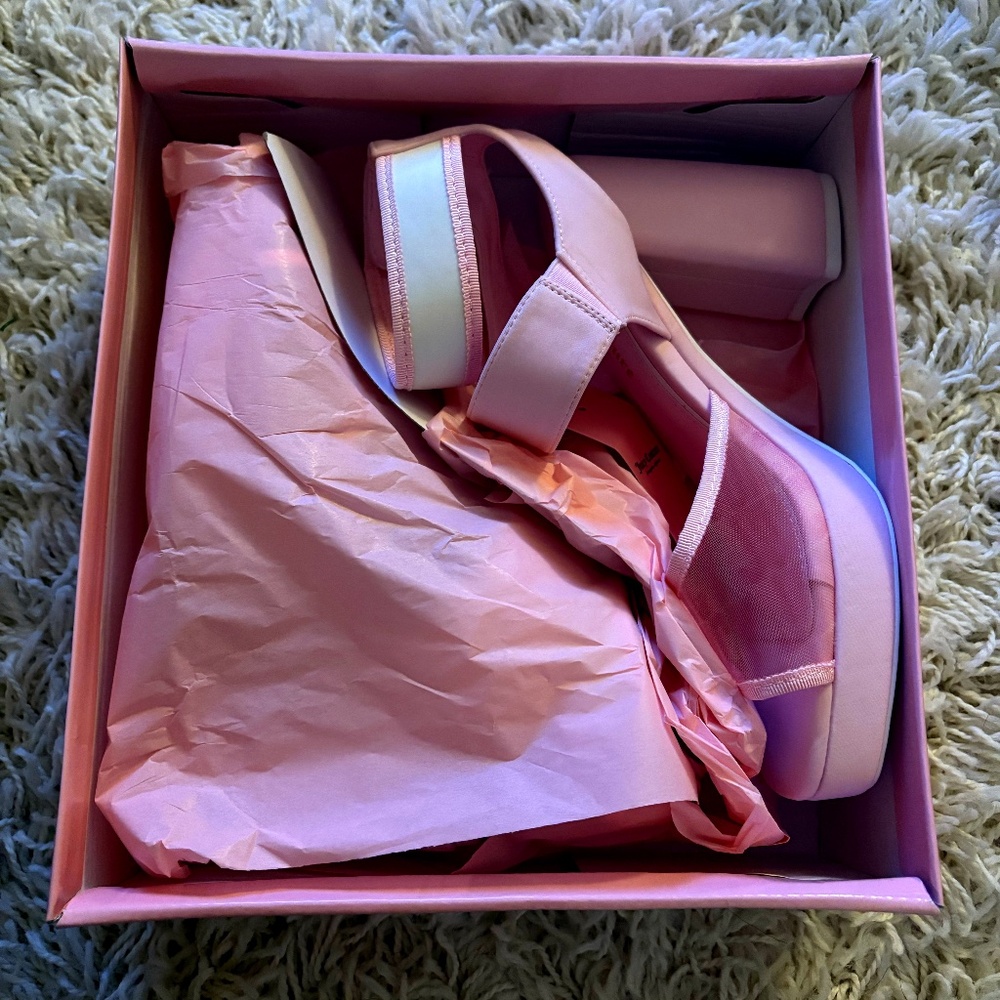 Juicy Couture Women's Graciela Heeled Fashion Sandal